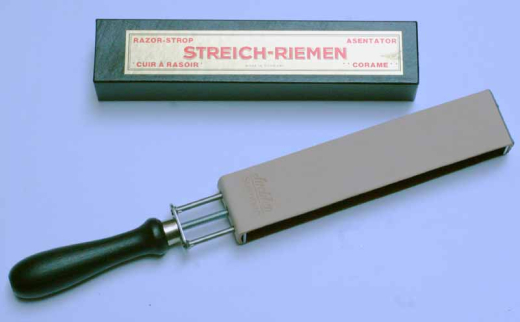 Spannriemen mit Griff, 2seitig, grün bepastet, Juchtenleder