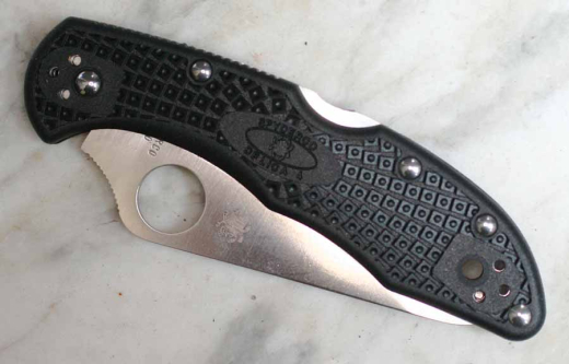 Spyderco Delica 4 plain C11PBK o.k.