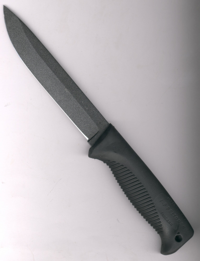 Peltonen M95 Knife Sissipuukko in schwarzer Kompositscheide FJP002