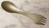 Light My Fire Spork Originalgröße Farbe Gruenmetallic