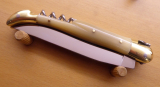 Forge de Laguiole Klappmesser zweiteilig helles Horn hochglanz poliert Messingbacken 00004003