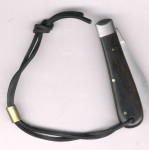 Otter Ankermesser 174 klein mit Lederband, Grenadill Carbon