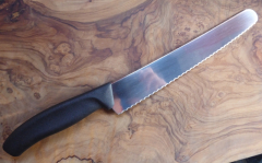 Victorinox Swiss Classic Fibrox Konditorsäge 26cm 6.8633.26G